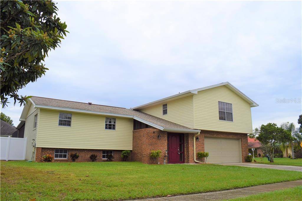 Seffner, FL 33584,206 SOLDIER CT