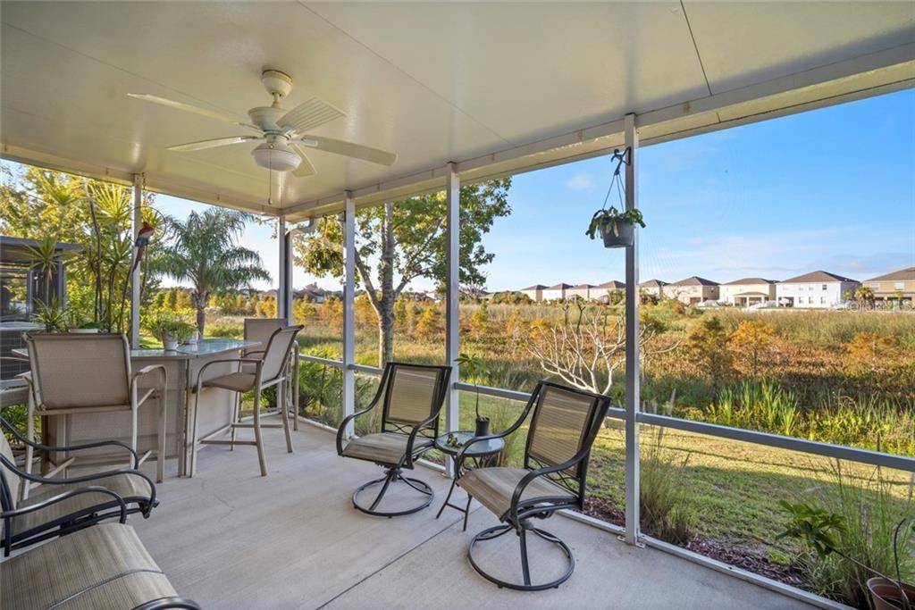 Ruskin, FL 33570,1731 BONITA BLUFF CT