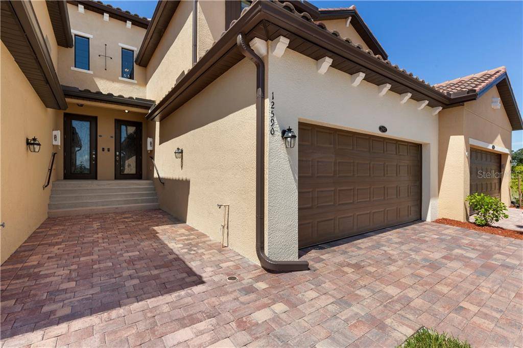 Venice, FL 34293,12525 GHIBERTI CIR #201