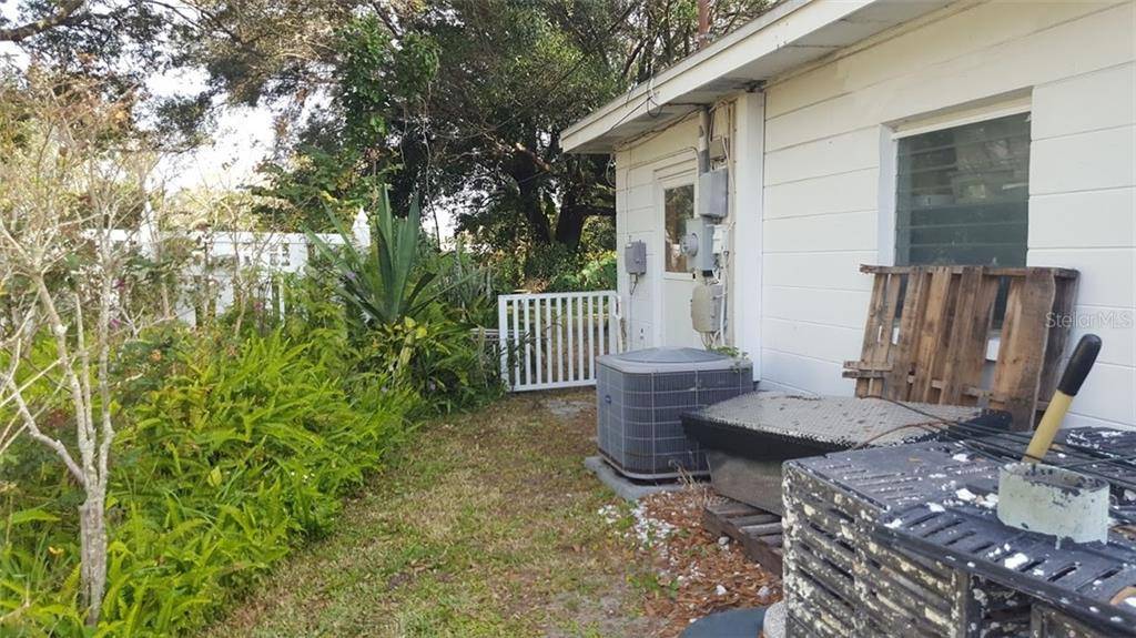 Seminole, FL 33772,10331 NARANJA ST