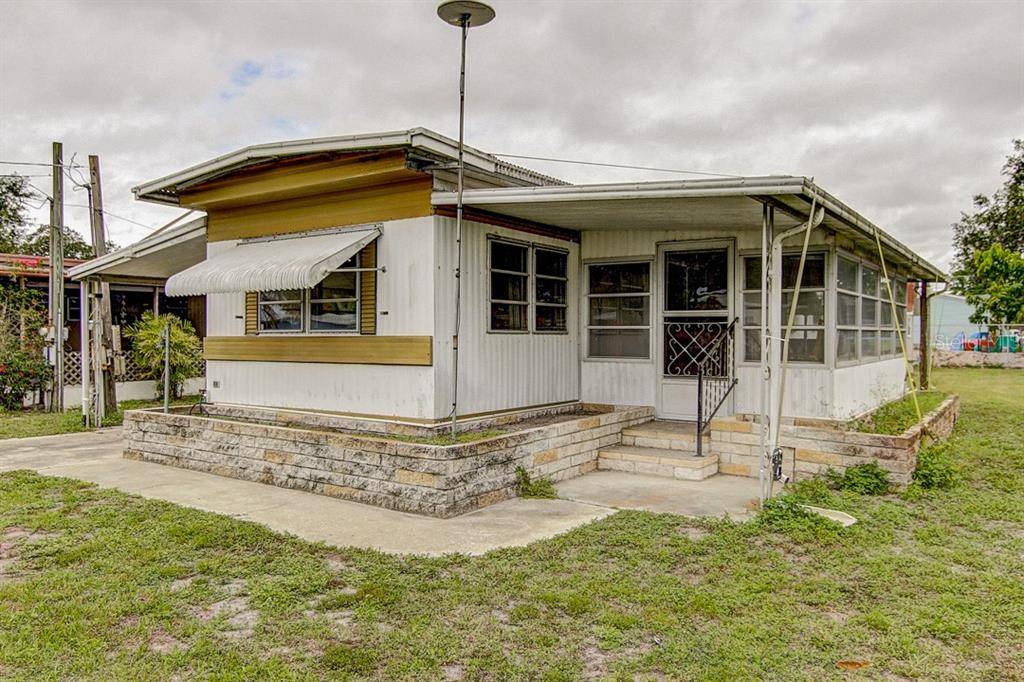 Ruskin, FL 33570,3609 PETROVA CIR