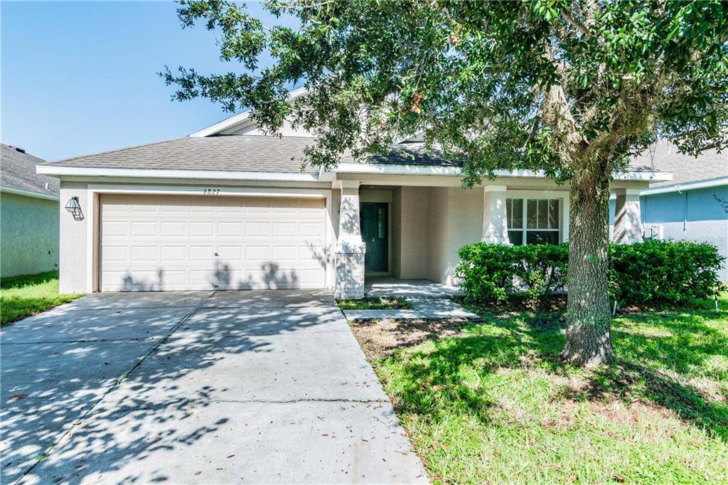 Wesley Chapel, FL 33545,6827 RUNNER OAK DR