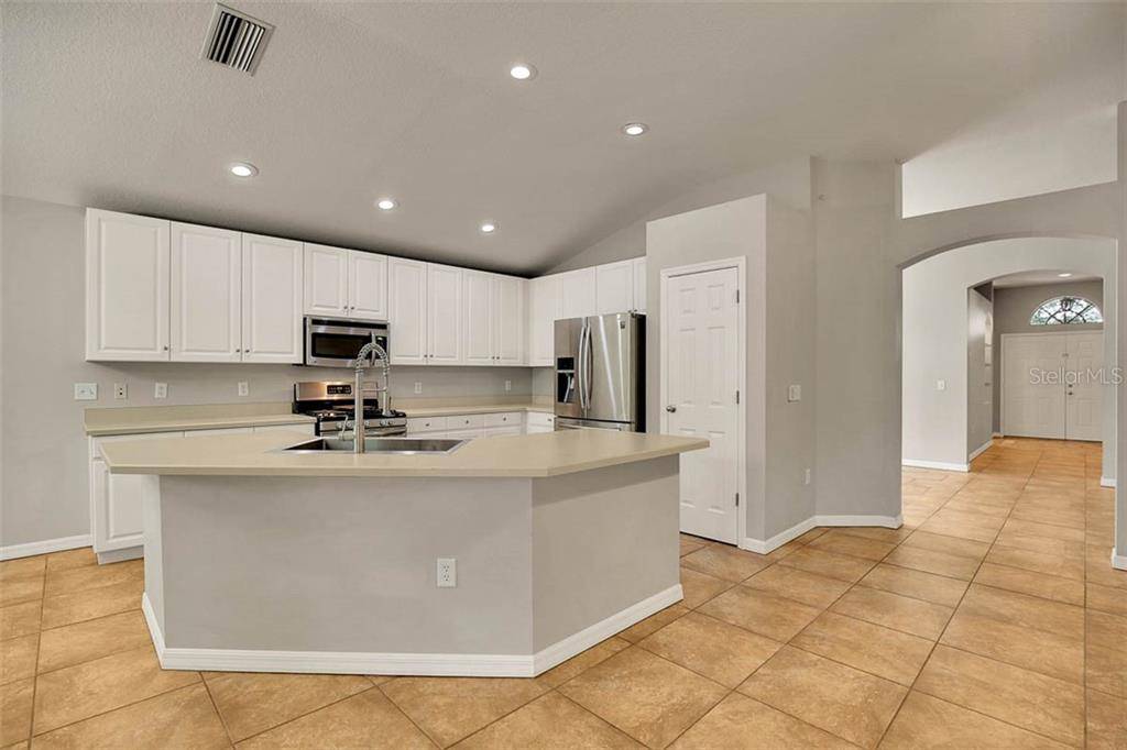 Lithia, FL 33547,6004 MARTINGLADE PL