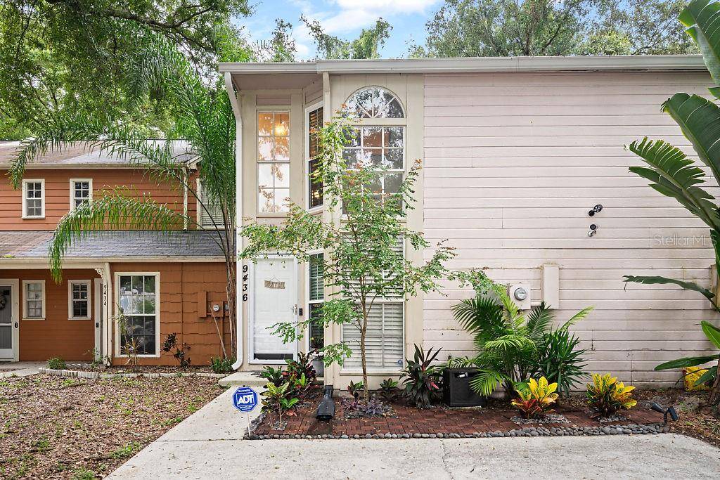 Tampa, FL 33612,9436 FOREST HILLS CIR