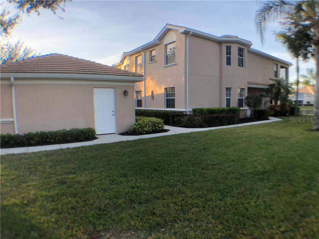 Naples, FL 34109,6295 WILSHIRE PINES CIR #6-604