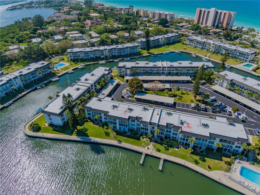 Longboat Key, FL 34228,4420 EXETER DR #105