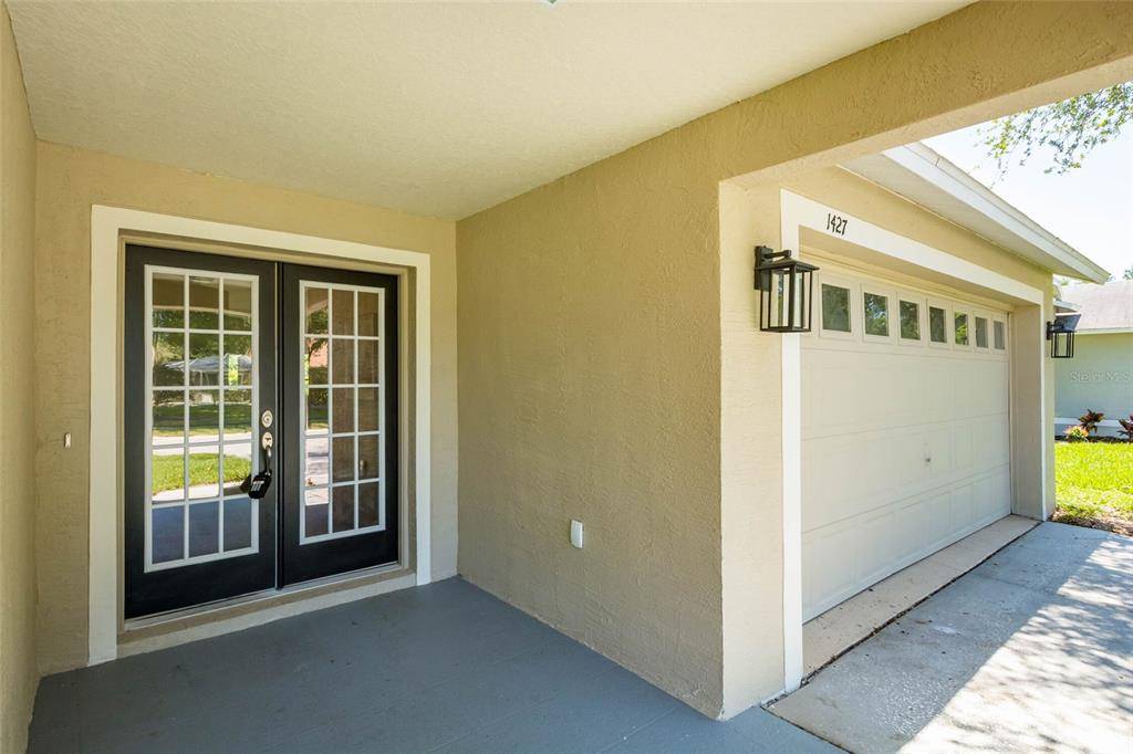 Tarpon Springs, FL 34689,1427 WATERMILL CIR