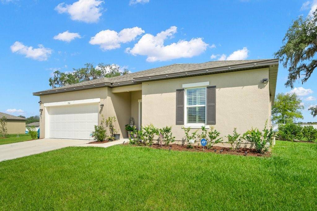 Seffner, FL 33584,730 GARDEN OAKS SQ