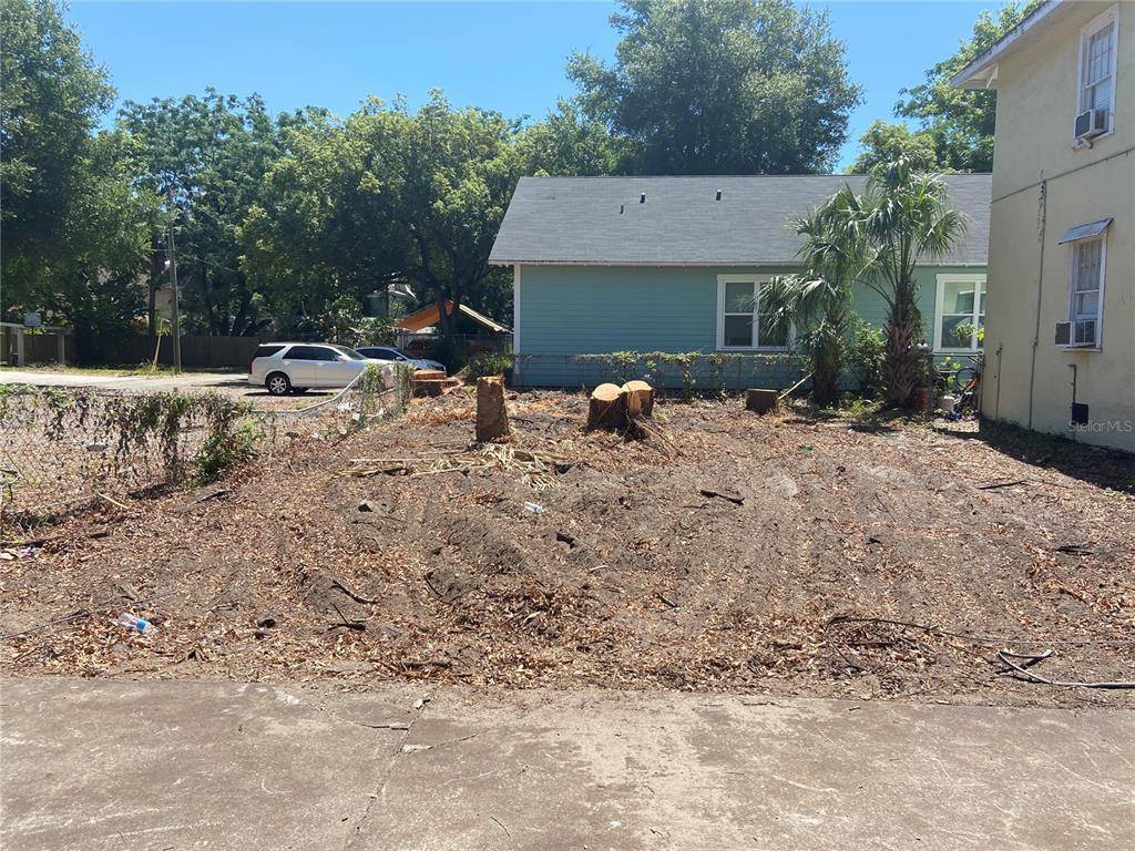 Tampa, FL 33602,2303 N JEFFERSON ST