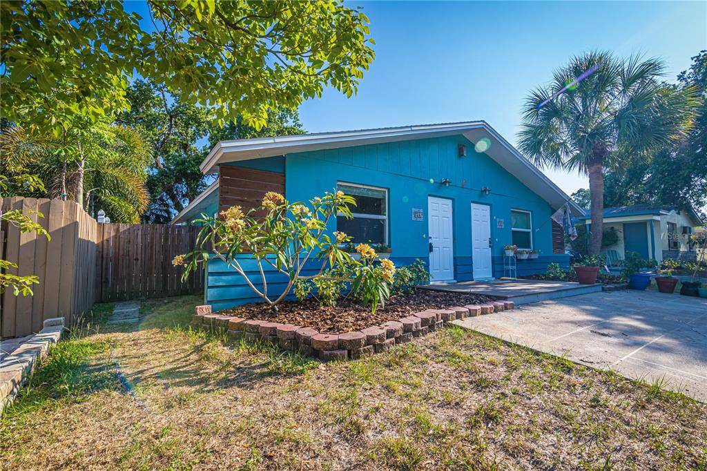 Dunedin, FL 34698,633 LYNDHURST ST