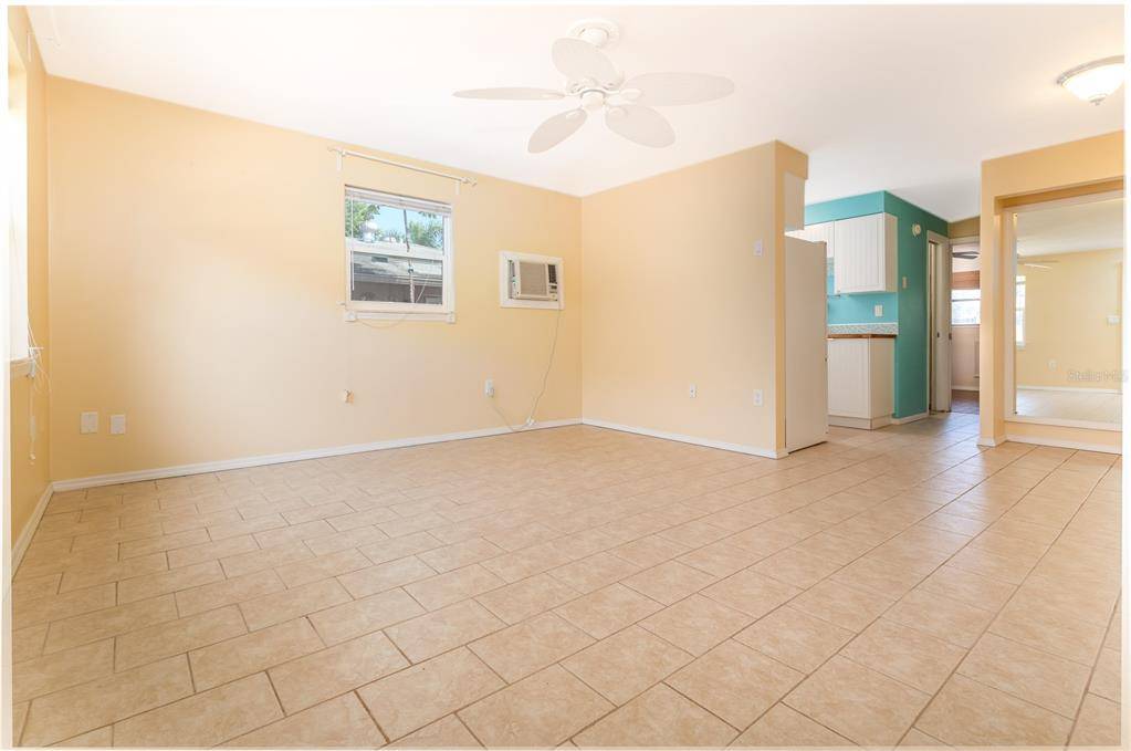 Dunedin, FL 34698,633 LYNDHURST ST