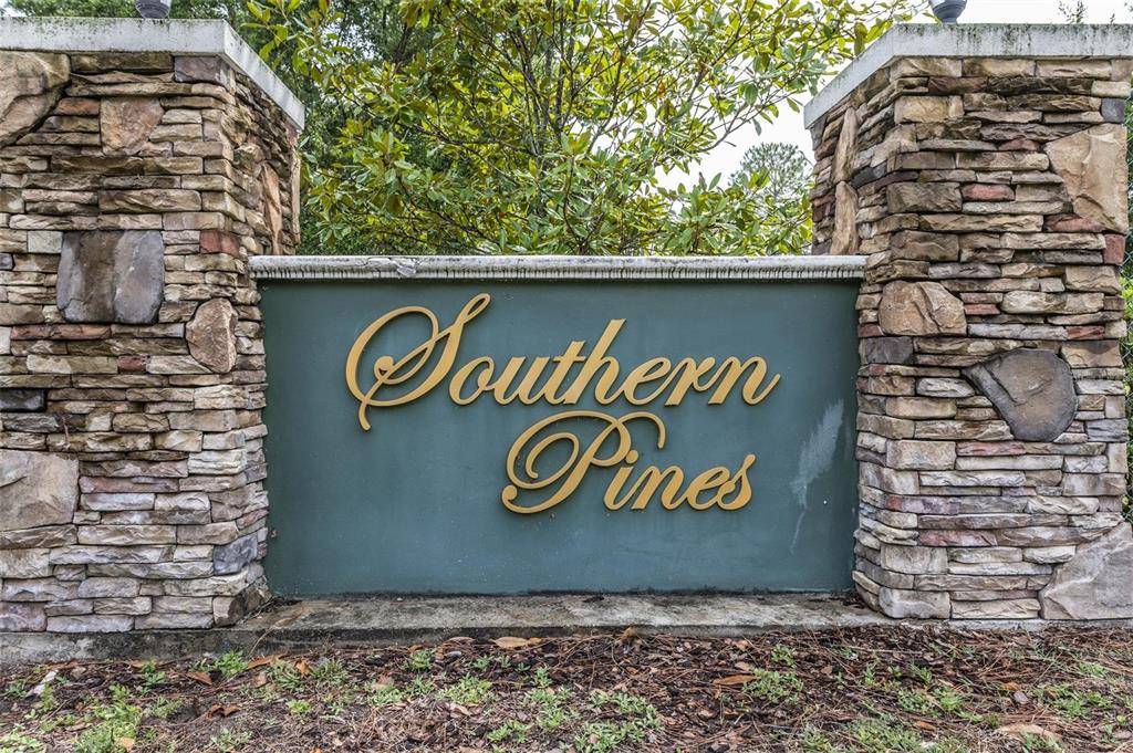 Brooksville, FL 34601,8160 SOUTHERN PINES DR #8160