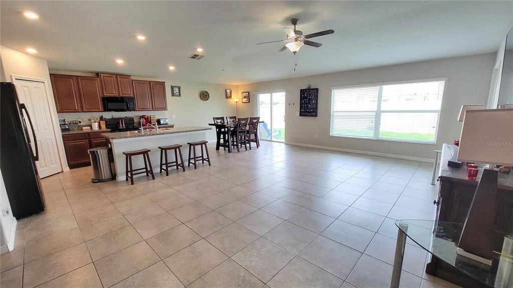 Ruskin, FL 33573,15504 CAYNOR ASH LN