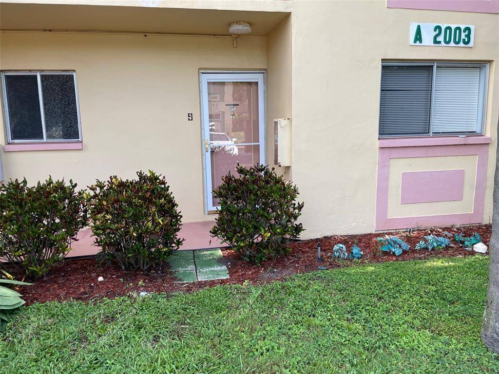 Clearwater, FL 33763,2003 GREENBRIAR BLVD #9