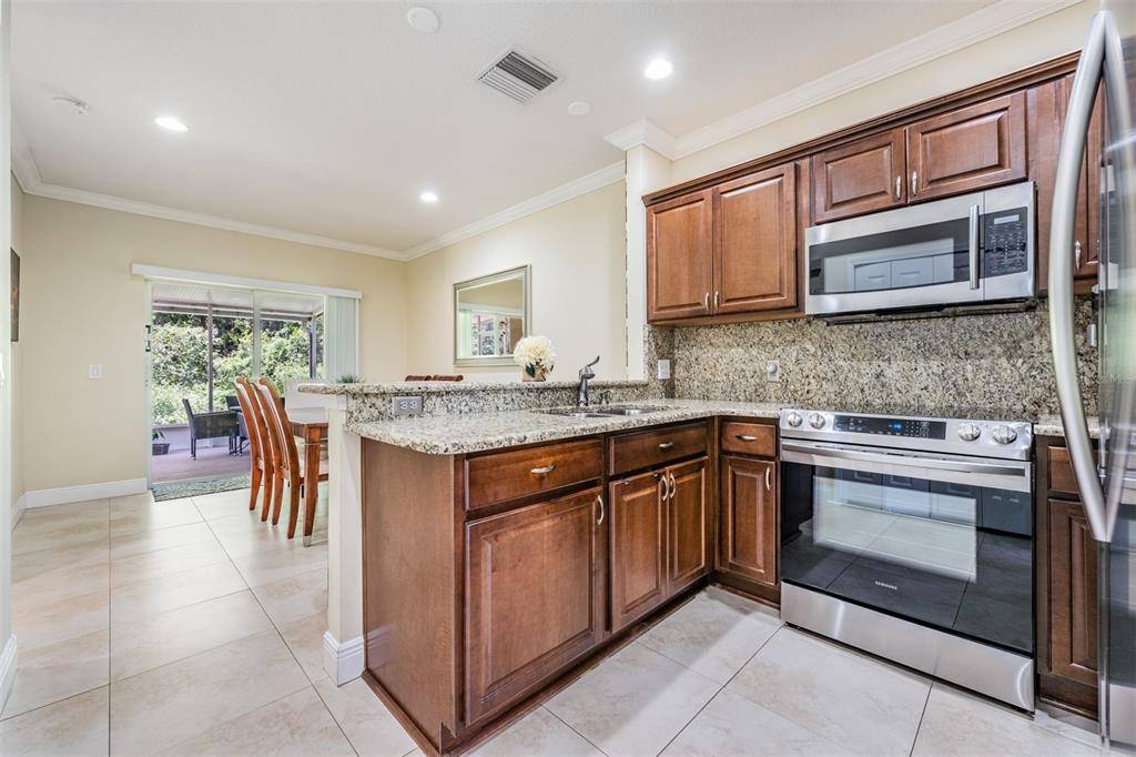 Wesley Chapel, FL 33543,1141 BARONSCOURT DR