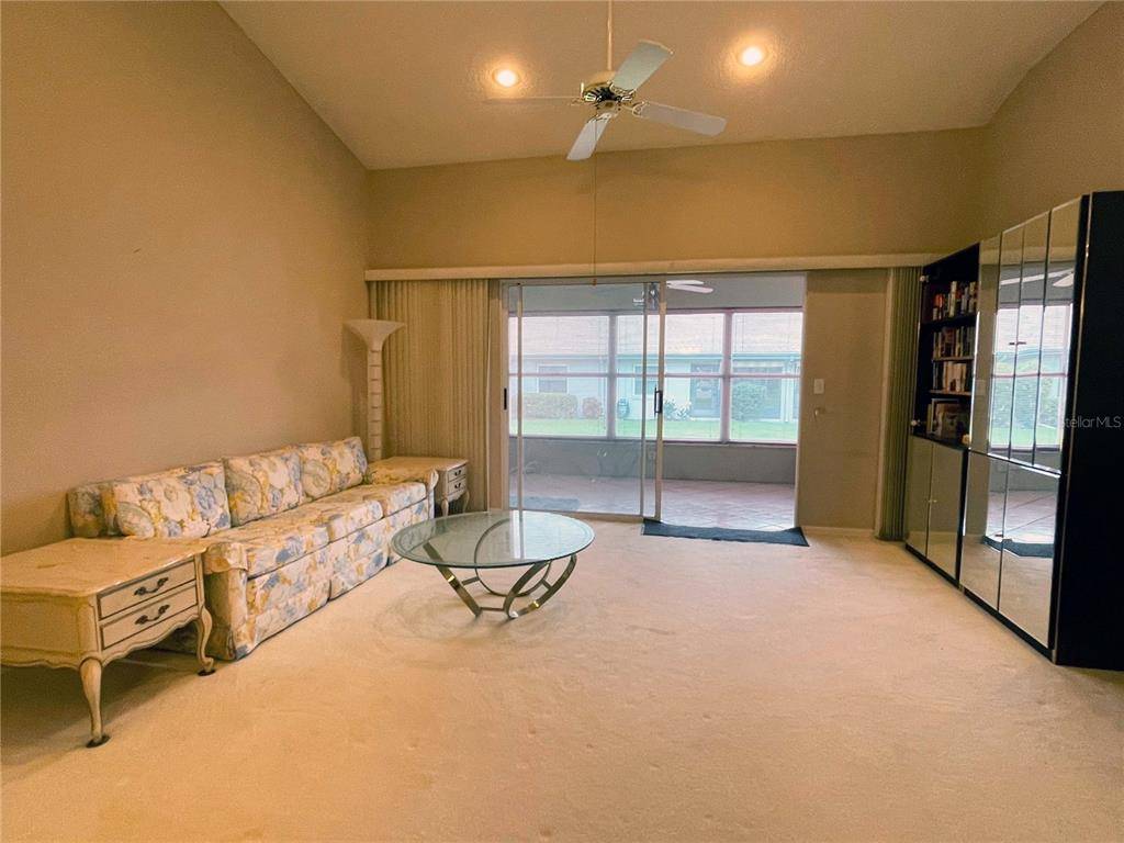 Sun City Center, FL 33573,1576 NANTUCKET DR #132