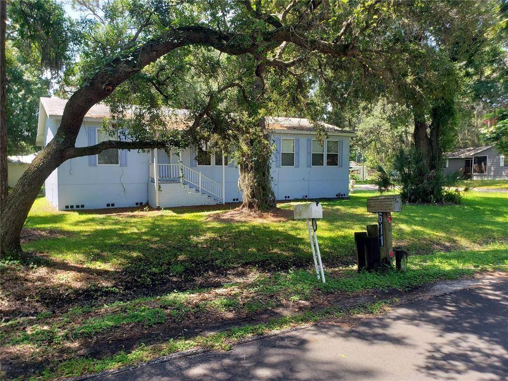 Ruskin, FL 33570,608 SW 6TH AVE