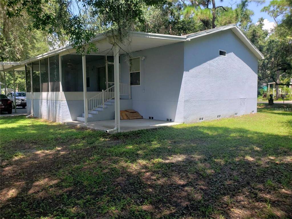 Ruskin, FL 33570,608 SW 6TH AVE