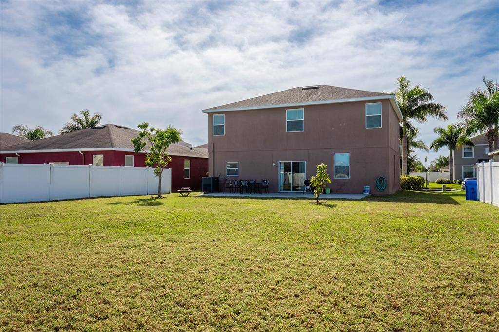 Ruskin, FL 33570,608 19TH ST NW