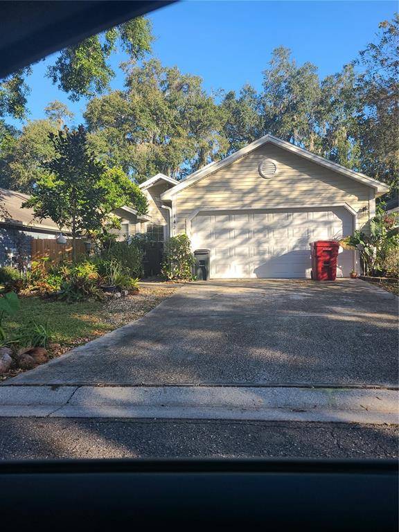 Plant City, FL 33563,1421 WALDEN OAKS PL