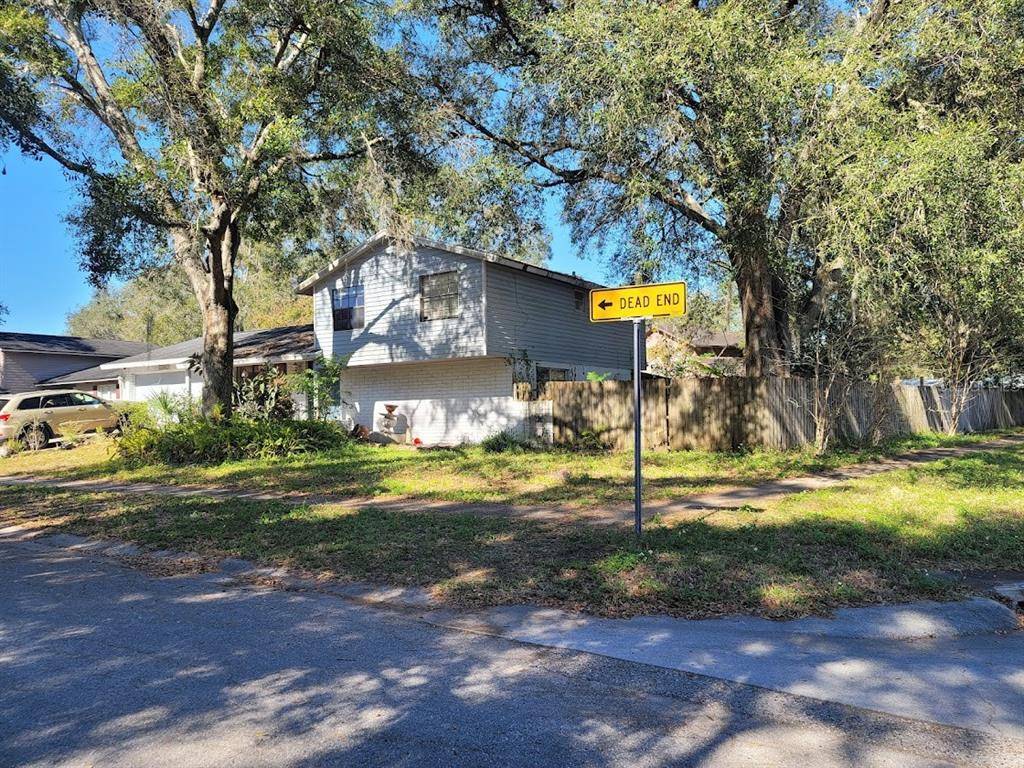 Lutz, FL 33559,23817 LAKE WALK CT