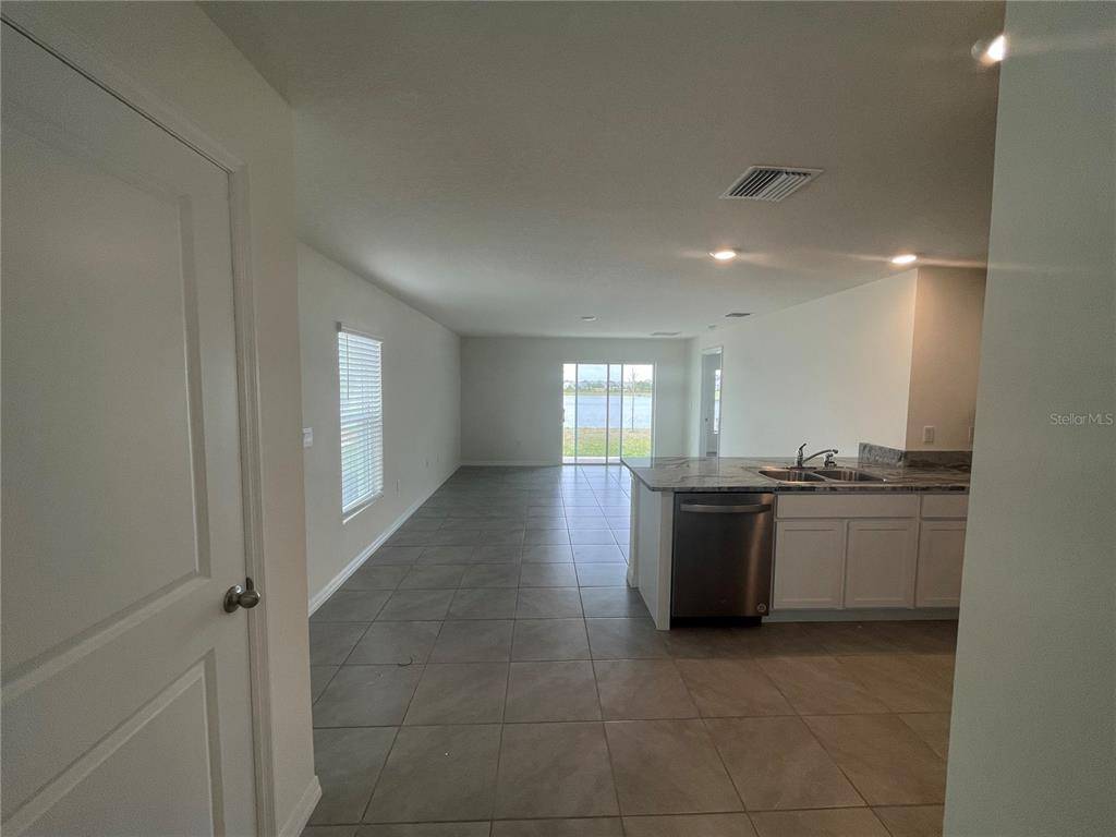 Ruskin, FL 33570,499 SUNLIT CORAL ST