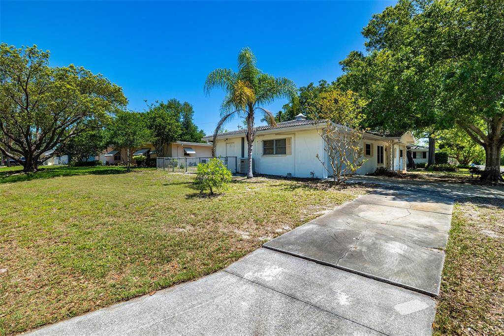 Dunedin, FL 34698,1154 STEWART DR