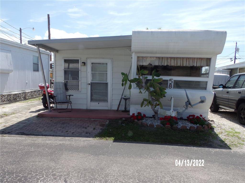 Bradenton, FL 34210,10315 CORTEZ RD. W #58-4