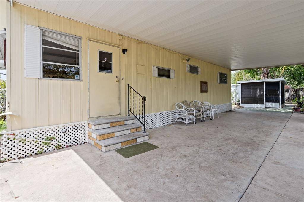 Ruskin, FL 33570,2213 CHAPLIN DR