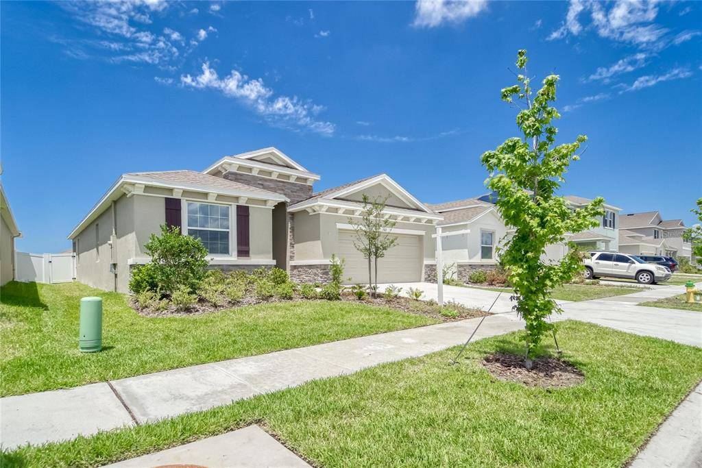 Ruskin, FL 33570,472 8TH ST NW