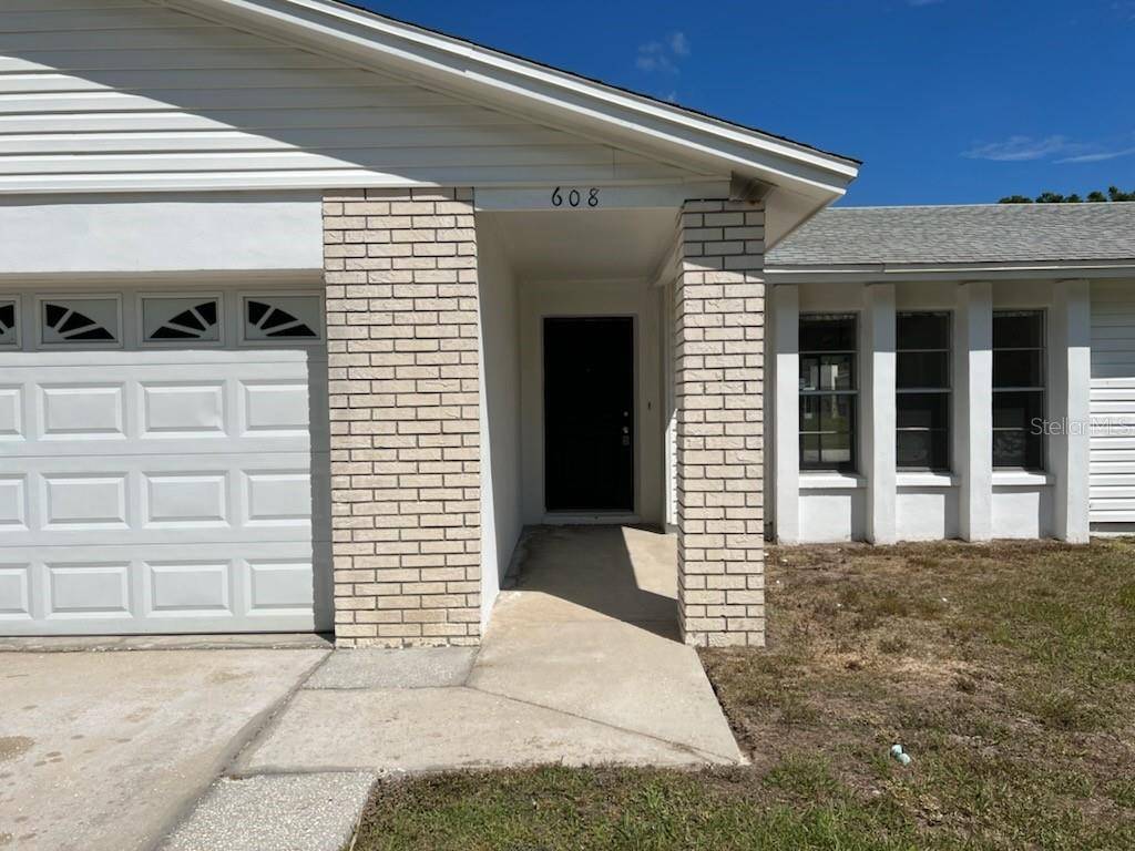 Brandon, FL 33511,608 PINE FOREST DR