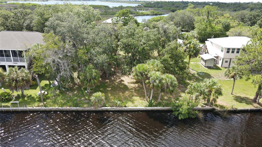 Ruskin, FL 33570,2608 RIVER BEND DR