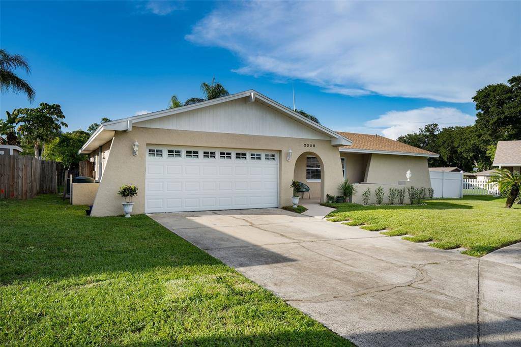 Dunedin, FL 34698,2228 STACY CT