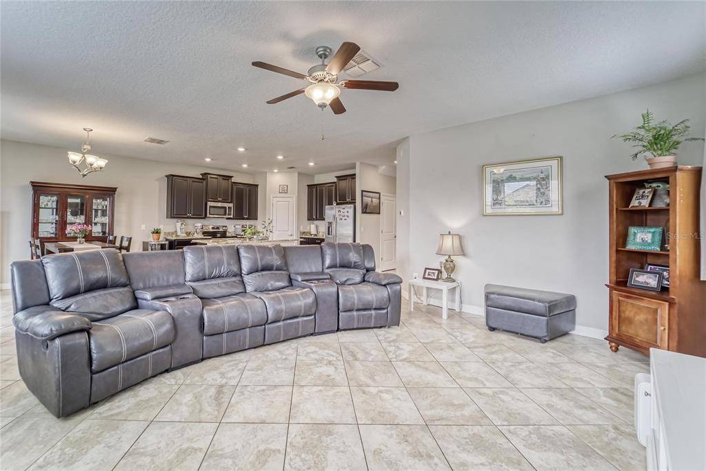 Ruskin, FL 33573,10005 IVORY DR