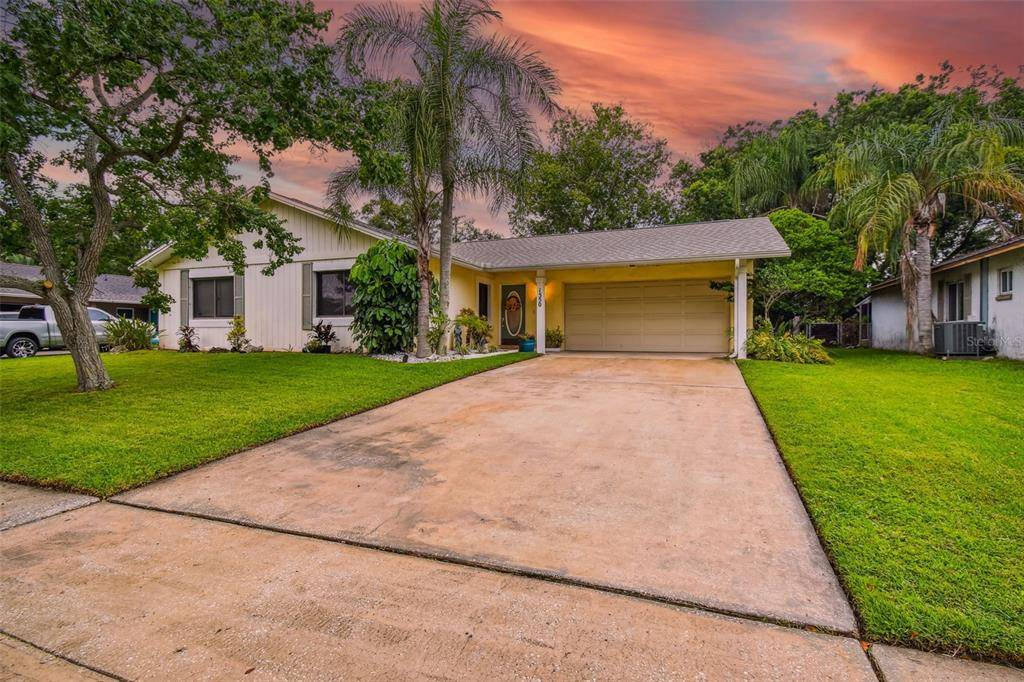 Dunedin, FL 34698,1550 COTTONWOOD TER