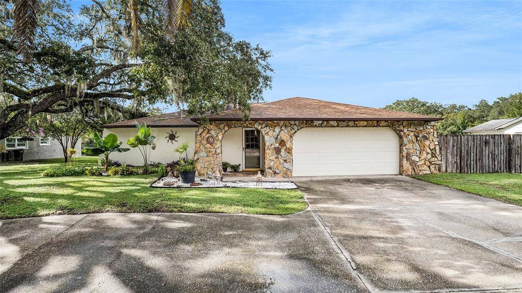 Port Richey, FL 34668,7525 LAUREL OAK CT