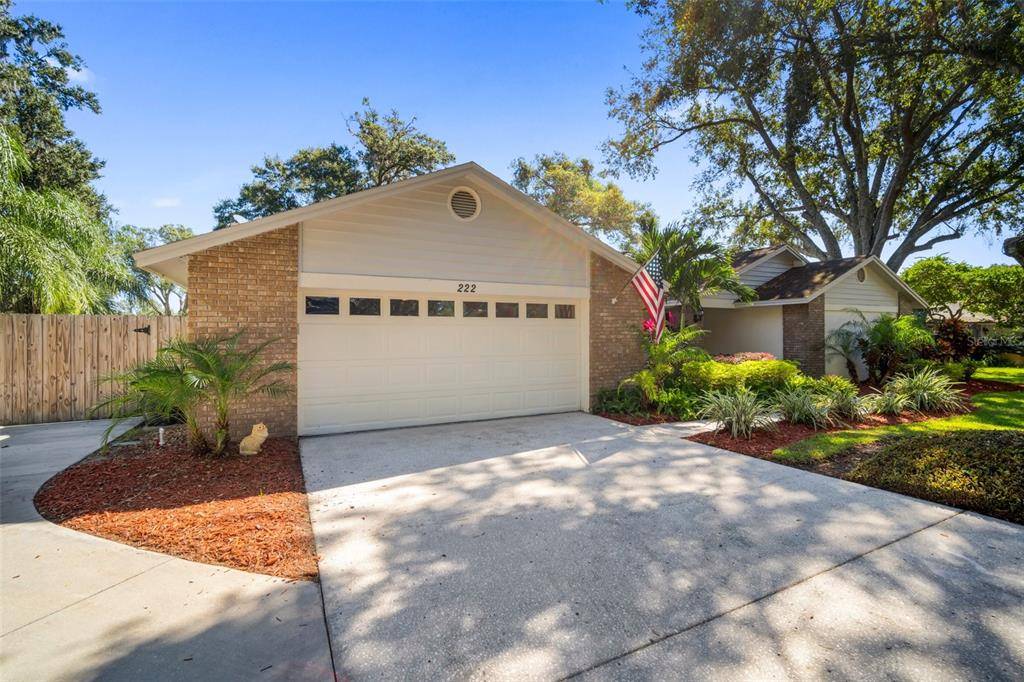 Seffner, FL 33584,222 HALTON CIR