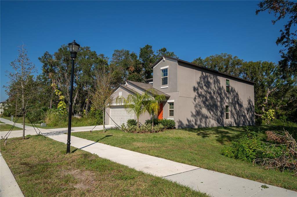 Ruskin, FL 33570,1752 COLDING DR