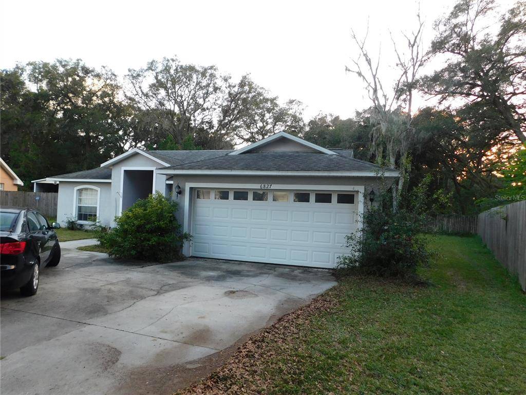 Zephyrhills, FL 33542,6827 OAKCREST WAY