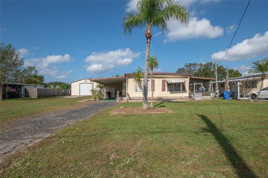 Ruskin, FL 33570,3611 PETROVA CIR