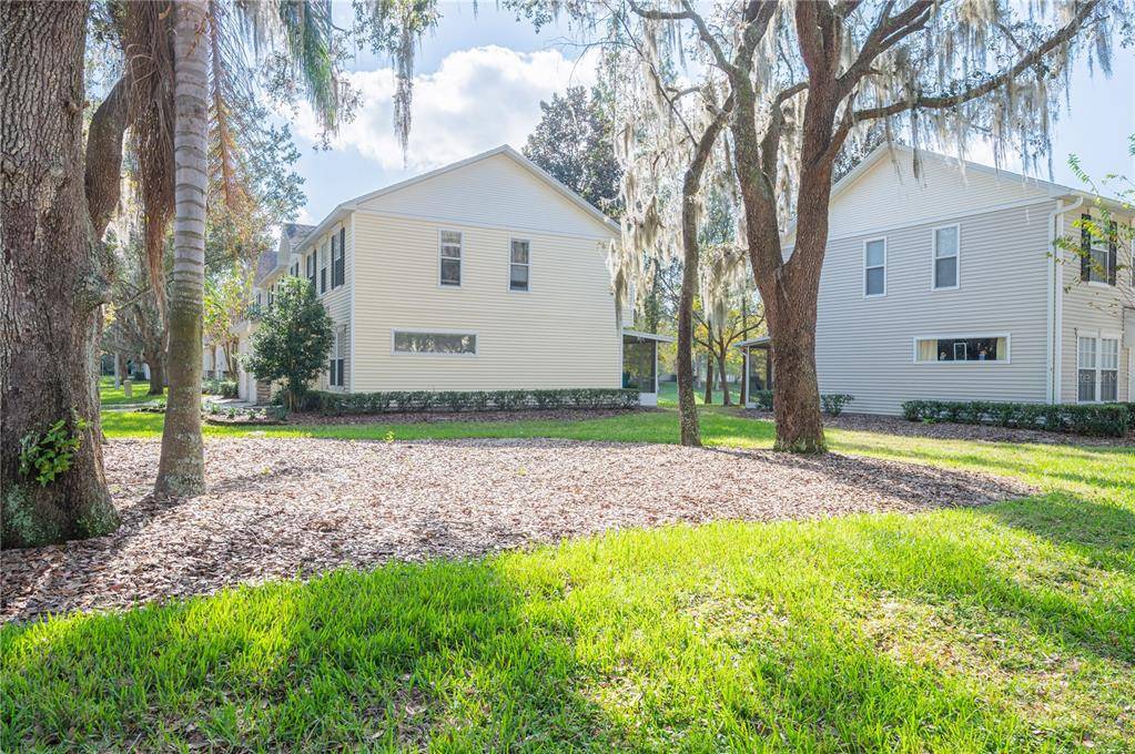 Valrico, FL 33594,134 WOODKNOLL PL