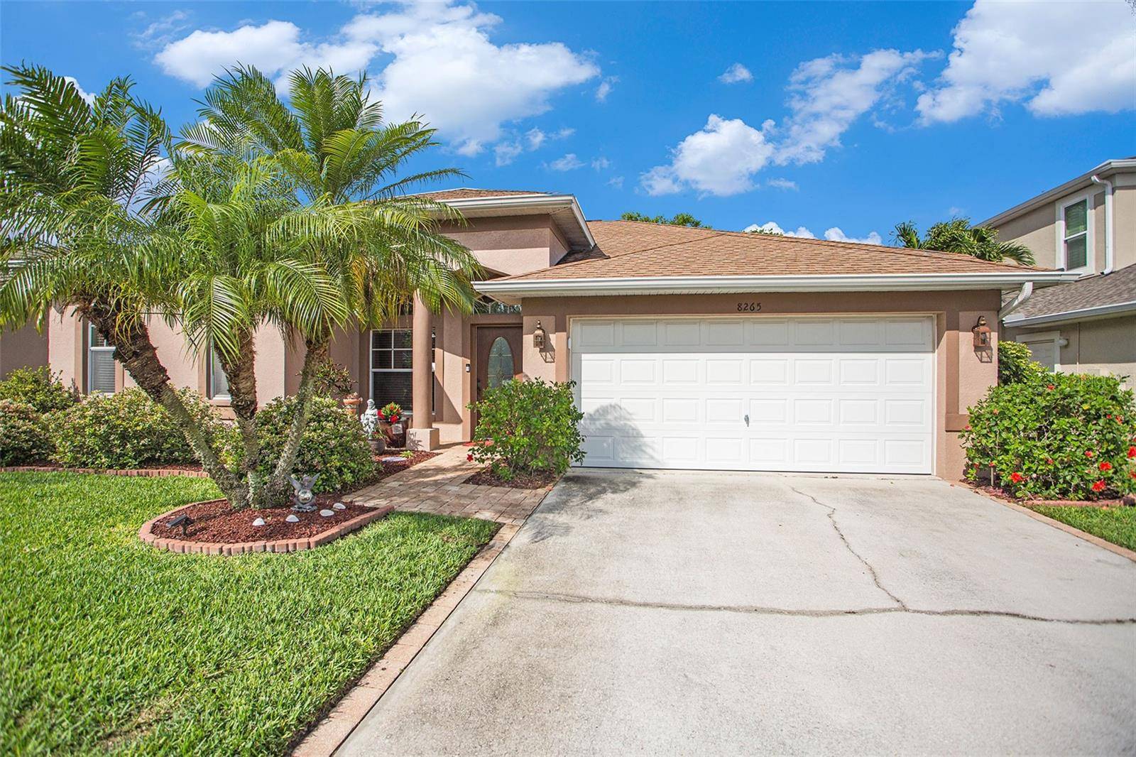 Largo, FL 33773,8265 WILD OAKS CIR