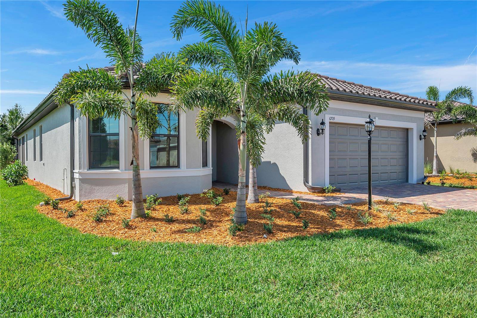 Bradenton, FL 34202,6709 ALSTEAD CIR