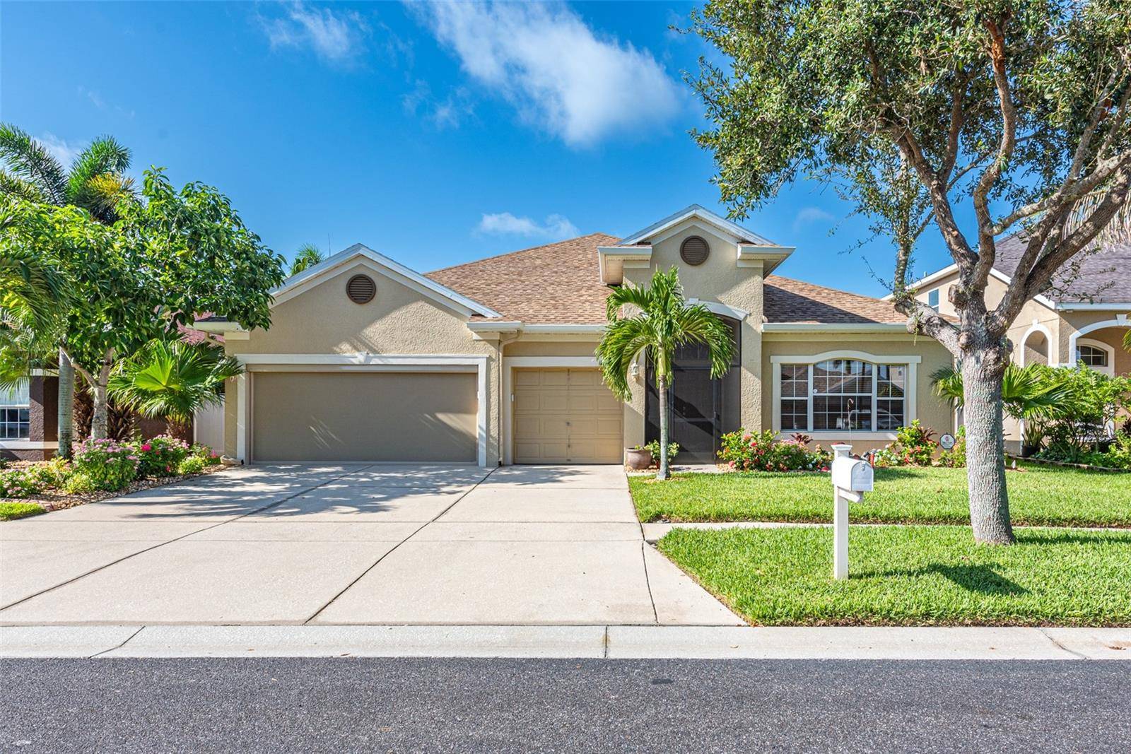 Ruskin, FL 33570,1843 MIRA LAGO CIR