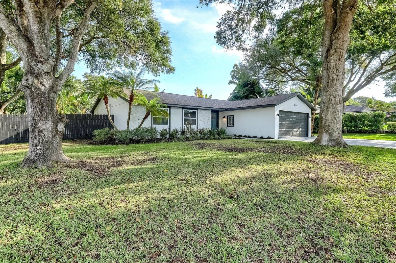 Palm Harbor, FL 34683,1635 CASTLEWOOD LN