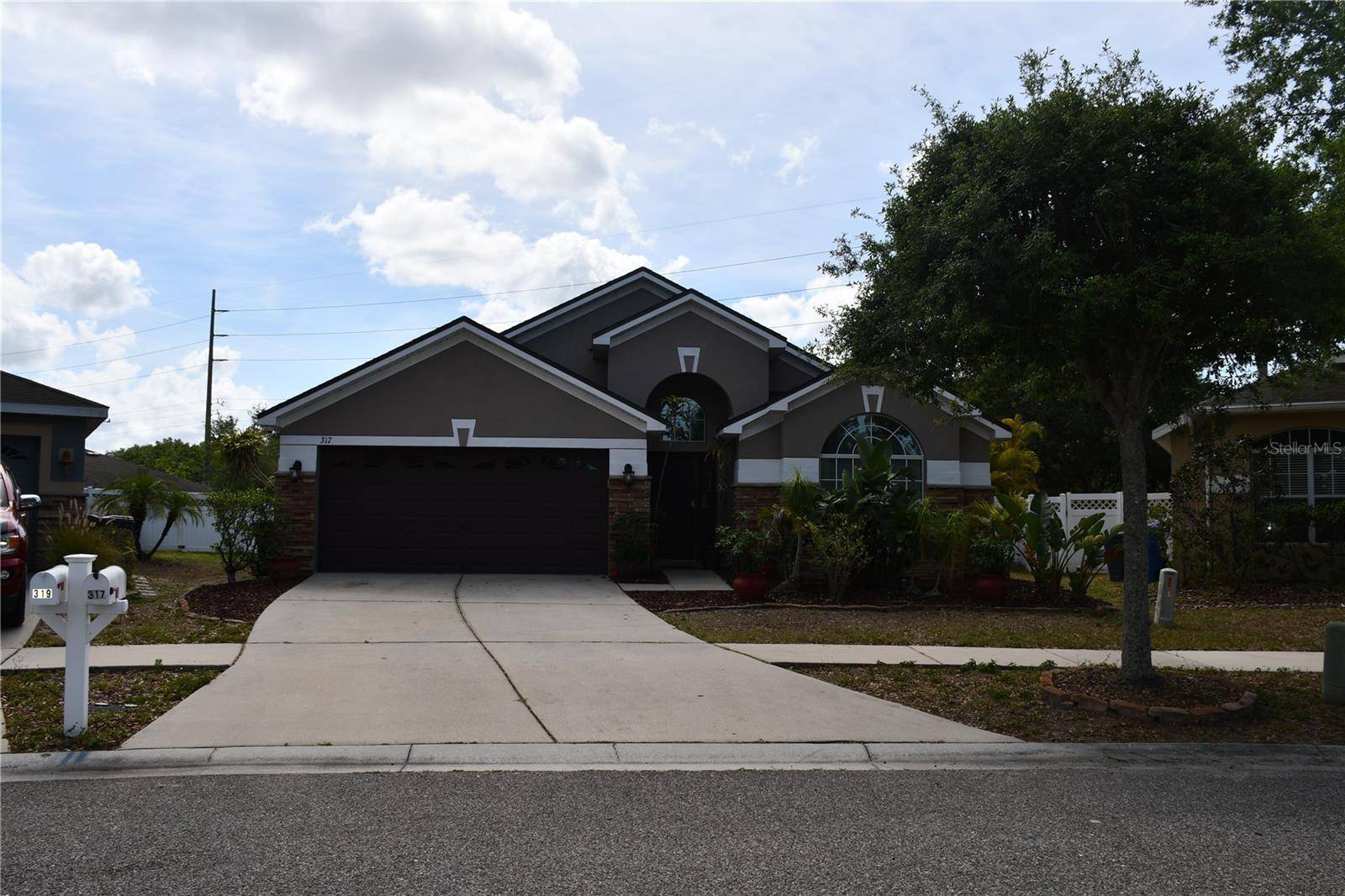 Ruskin, FL 33570,317 DELWOOD BRECK ST