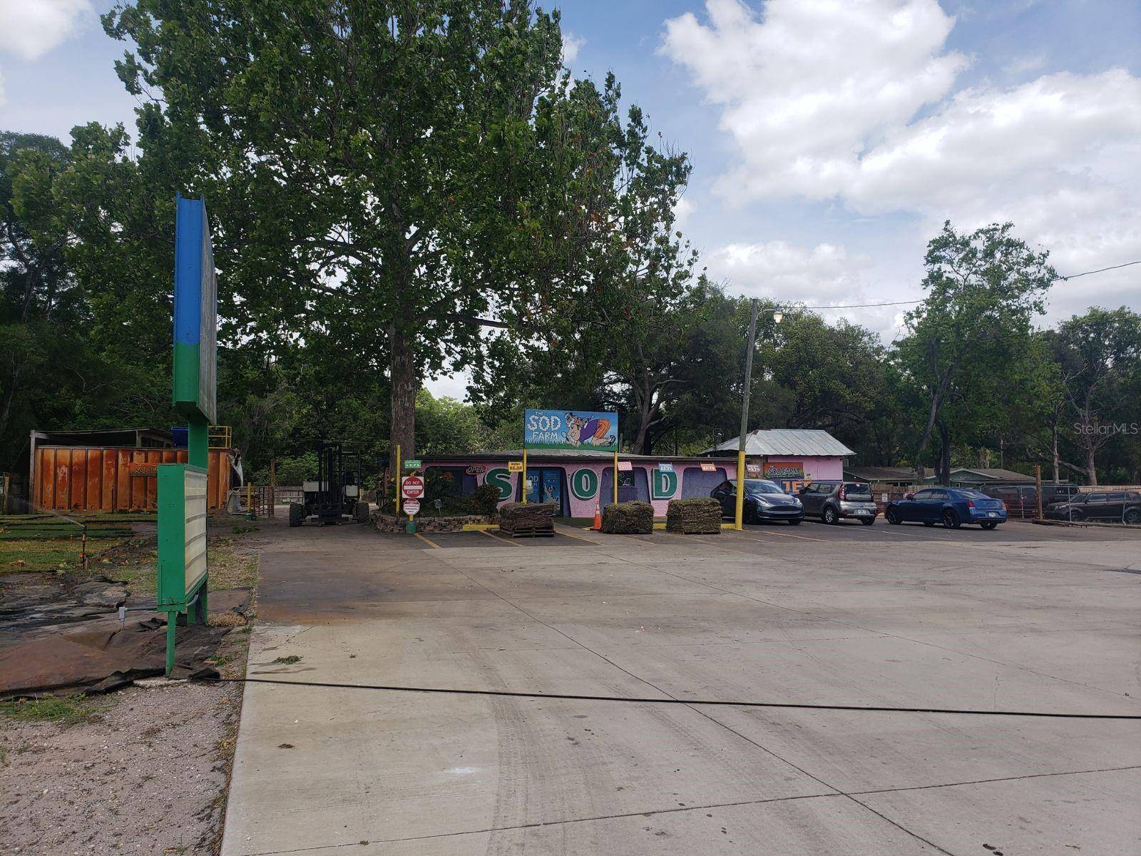New Port Richey, FL 34654,8751 RIDGE RD