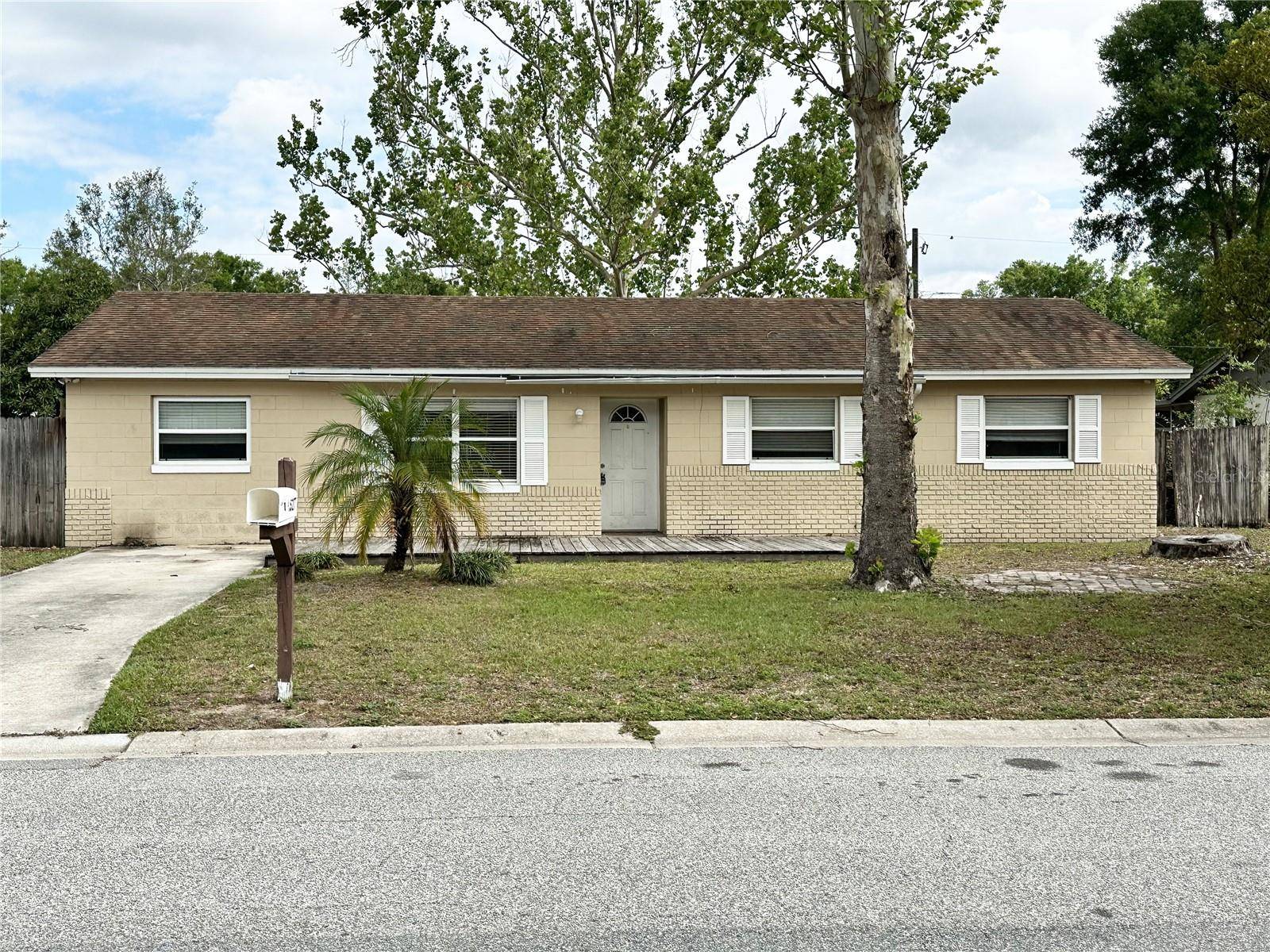 Apopka, FL 32703,1527 ORMOND AVE