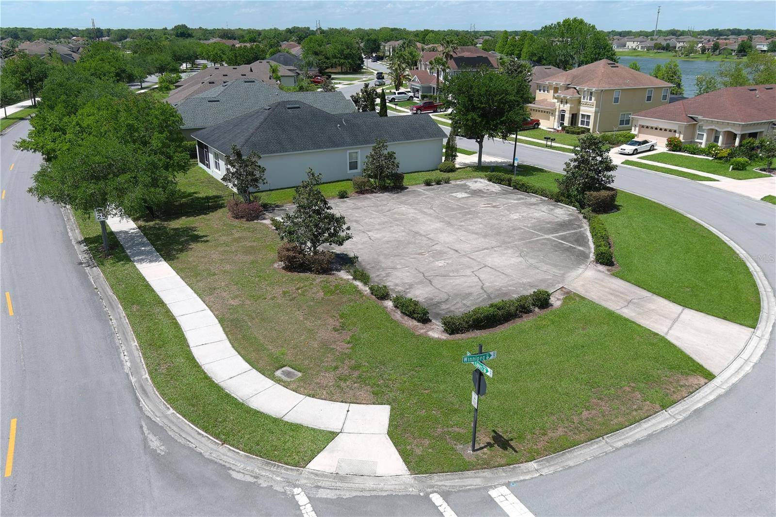Lakeland, FL 33805,2489 WINNIPEG DR