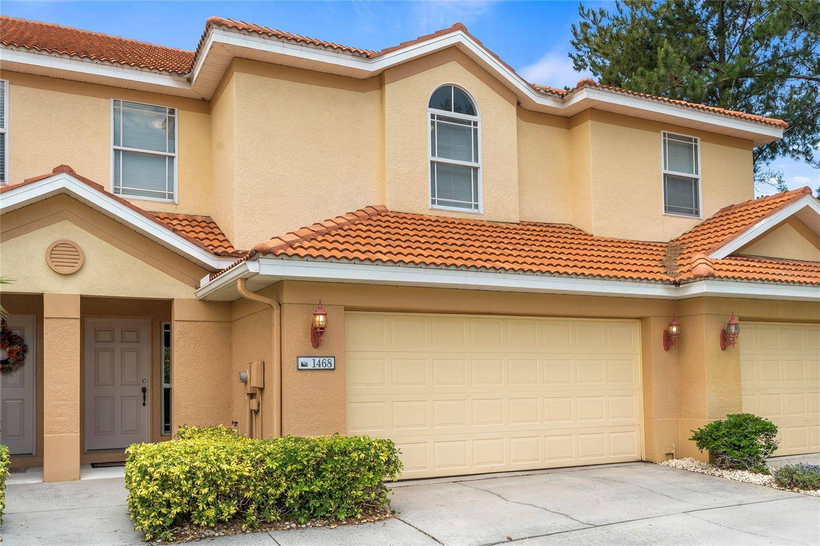 Tarpon Springs, FL 34689,1468 RIDGE TER